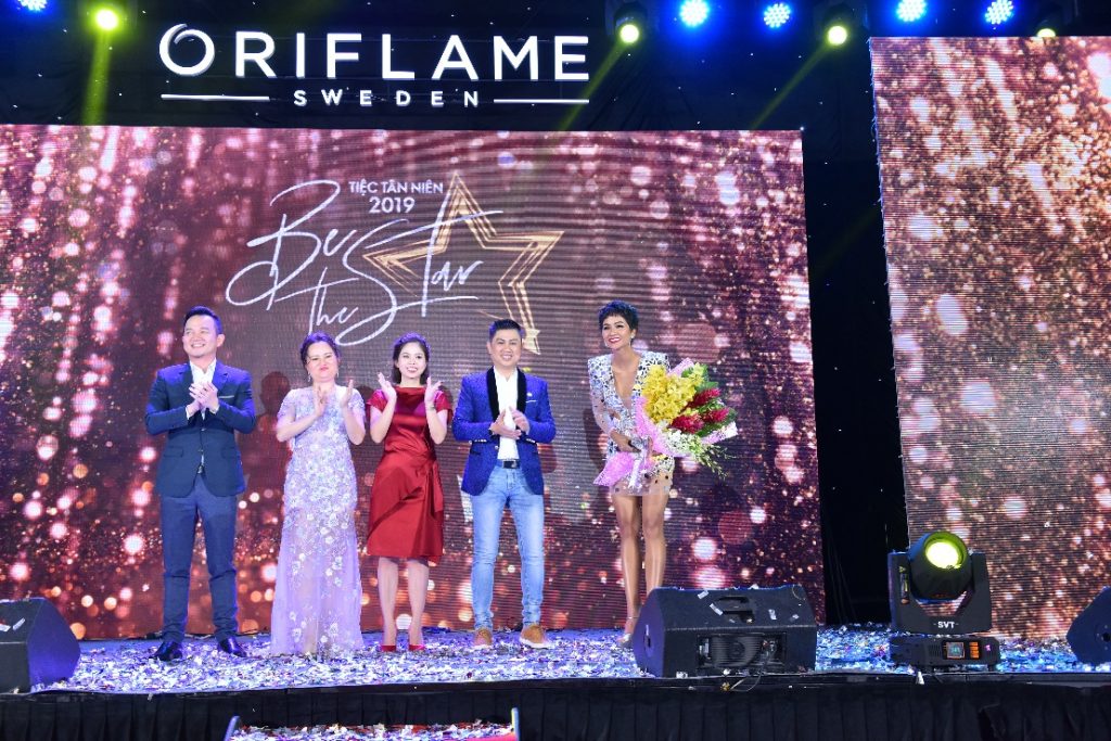 herstyle-bizf-saovadoanhnhan-my-pham-Oriflame-nhé3-1024x683 Oriflame Tết Party herstyle bizf saovadoanhnhan my pham Oriflame nh 3